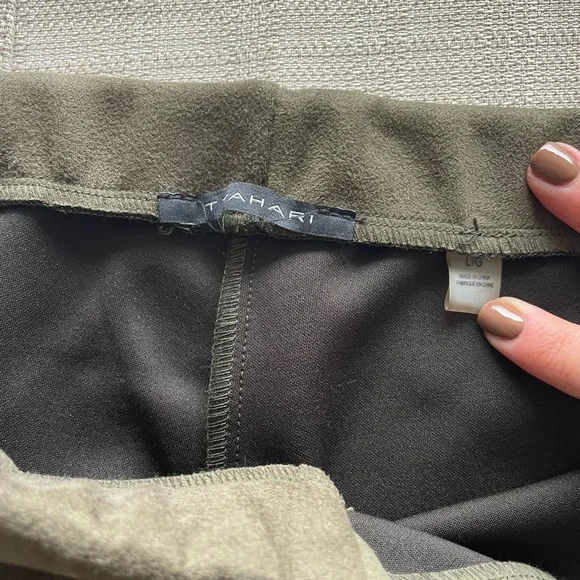 Women's Elastic Waist TAHARI Suede Dress Pants - Sz. L - Picture 2 of 3